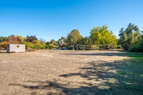 Exterior - 7429 Danish Ln, Redding, CA 96002 photo 38 of 48