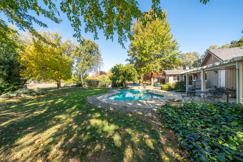 Exterior - 7429 Danish Ln, Redding, CA 96002 photo 12 of 48