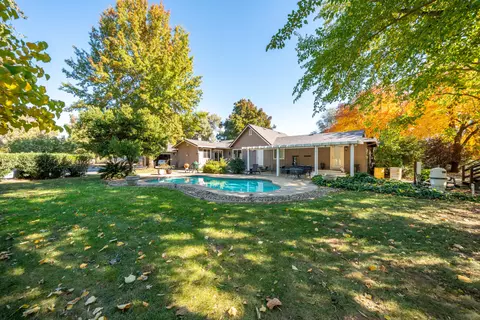 Exterior - 7429 Danish Ln, Redding, CA 96002 photo 13 of 48