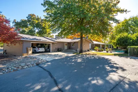 Exterior - 7429 Danish Ln, Redding, CA 96002 photo 20 of 48