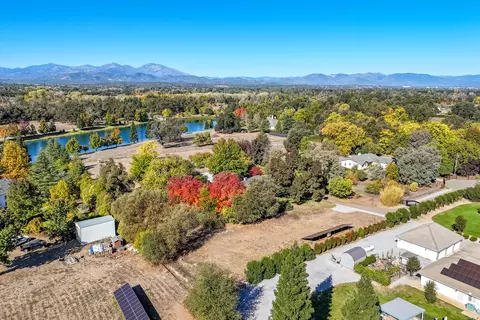 View/Area - 7429 Danish Ln, Redding, CA 96002 photo 3 of 11