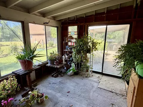 Exterior - 4856 Pheasant Dr, Anderson, CA 96007 photo 5 of 18