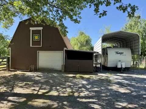 Exterior - 4856 Pheasant Dr, Anderson, CA 96007 photo 12 of 18