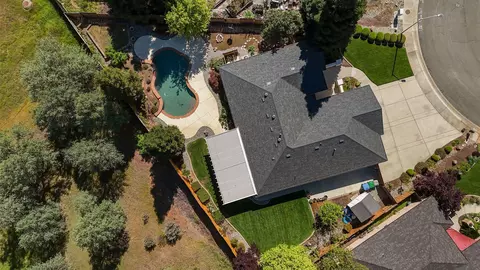 View/Area - 2588 Valencia St, Redding, CA 96003 photo 1 of 1