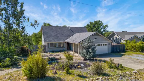 22153 Oak Run Pl, Cottonwood, CA 96022