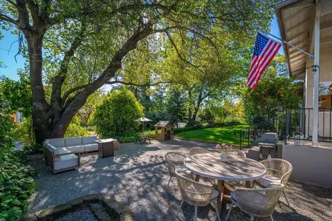 1050 Royal Oaks Dr, Redding, CA 96001 photo 16