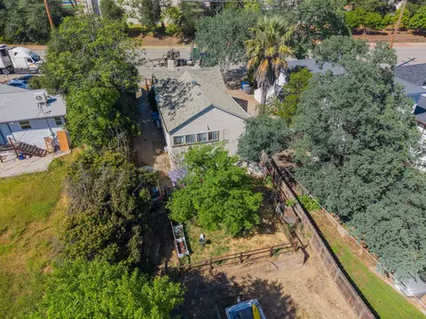 View/Area - 2351 Eureka Way, Redding, CA 96001 photo 4 of 4