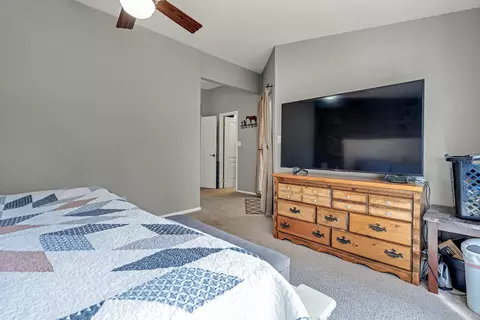 Bedroom - 29312 Day Rd, Mcarthur, CA 96056 photo 3 of 6