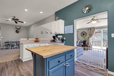 Kitchen - 29312 Day Rd, Mcarthur, CA 96056 photo 7 of 7