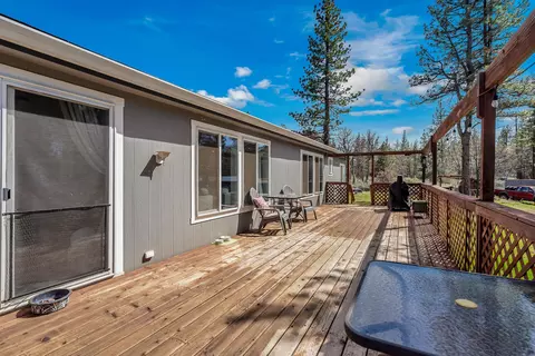 Exterior - 29312 Day Rd, Mcarthur, CA 96056 photo 8 of 12