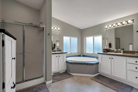 Bath - 29312 Day Rd, Mcarthur, CA 96056 photo 1 of 6