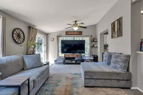 Living - 29312 Day Rd, Mcarthur, CA 96056 photo 4 of 6