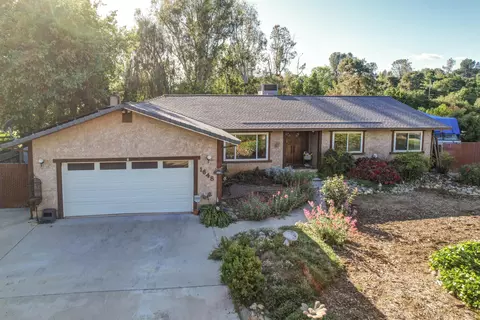 1648 Filaree Dr, Redding, CA 96002