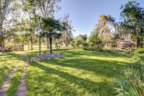 Exterior - 1648 Filaree Dr, Redding, CA 96002 photo 11 of 15