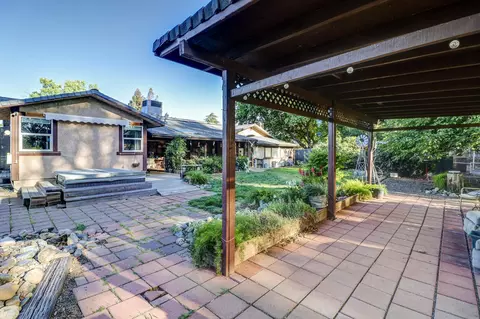 Exterior - 1648 Filaree Dr, Redding, CA 96002 photo 7 of 15