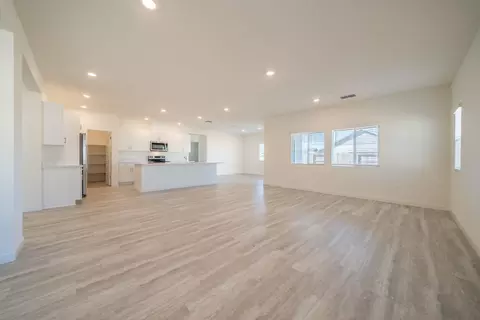5456 Petal Pl, Redding, CA 96002 photo 10