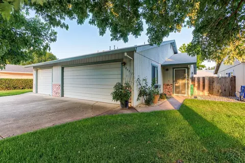 2843 Red Bud Ln, Anderson, CA 96007 photo 2