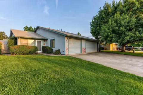 2843 Red Bud Ln, Anderson, CA 96007 photo 5