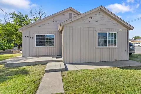 1910 Hays St, Anderson, CA 96007