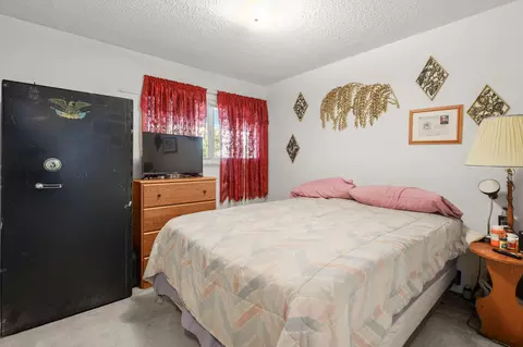 Bedroom - 2631 Alfreda Way, Redding, CA 96002 photo 1 of 3