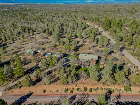 View/Area - 43007 Shoshoni Loop, Fall River Mills, CA 96028 photo 8 of 9