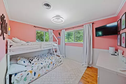 Bedroom - 3759 Alma Ave, Redding, CA 96002 photo 1 of 3