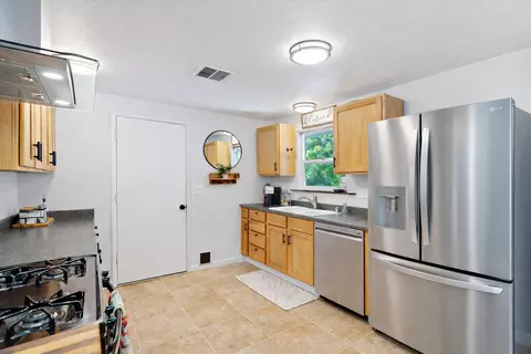 Kitchen - 3759 Alma Ave, Redding, CA 96002 photo 1 of 3