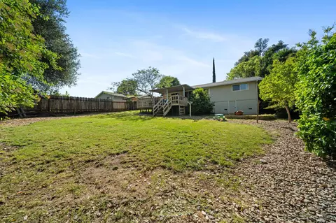 Exterior - 3759 Alma Ave, Redding, CA 96002 photo 3 of 9