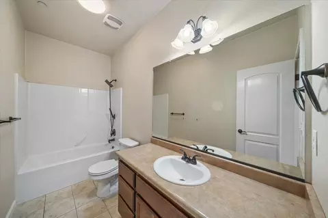 Bath - 30821 Tinkerbell Ln, Shingletown, CA 96088 photo 2 of 2