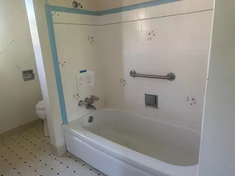 5720 E Bonnyview Rd, Redding, CA 96001 photo 9