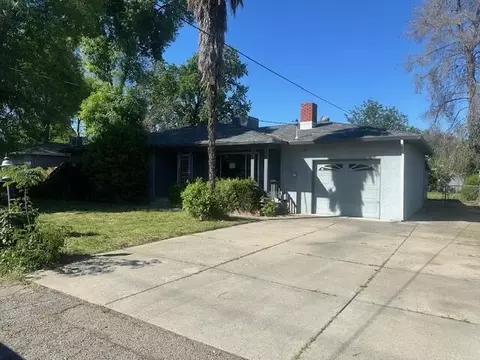 5720 E Bonnyview Rd, Redding, CA 96001