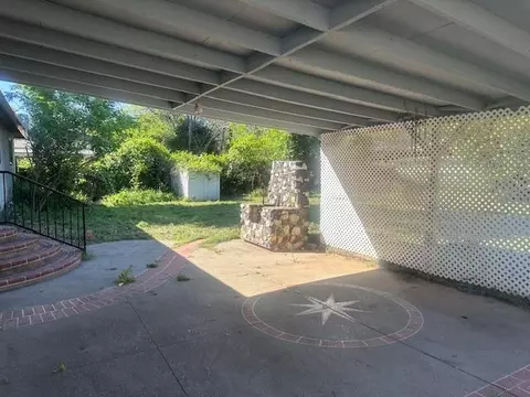 5720 E Bonnyview Rd, Redding, CA 96001 photo 3