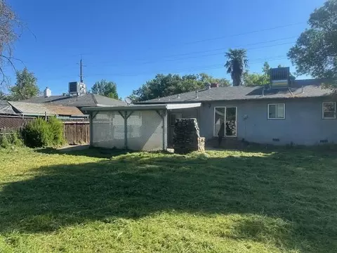 5720 E Bonnyview Rd, Redding, CA 96001 photo 2