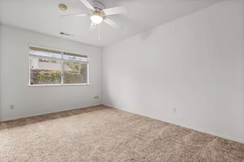 Bedroom - 2566 Dewberry Dr, Redding, CA 96003 photo 3 of 7