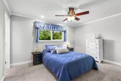 Bedroom - 6935 Granada Dr, Redding, CA 96002 photo 6 of 7