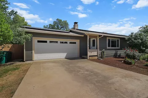 Exterior - 6935 Granada Dr, Redding, CA 96002 photo 2 of 23