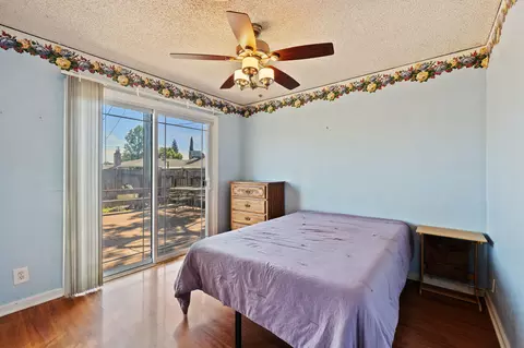 Bedroom - 6633 Southgate Dr, Redding, CA 96001 photo 5 of 7