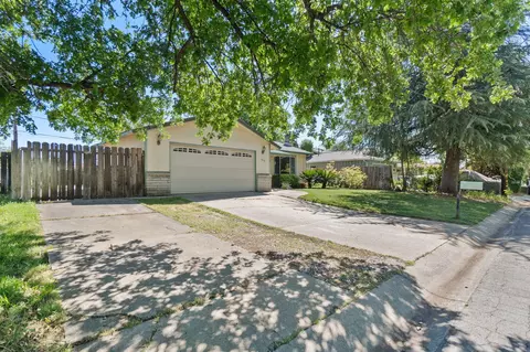 Exterior - 6633 Southgate Dr, Redding, CA 96001 photo 3 of 12