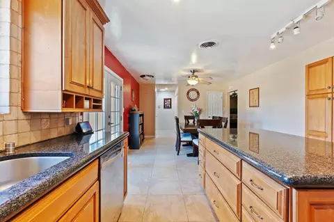 Kitchen - 6633 Southgate Dr, Redding, CA 96001 photo 2 of 6
