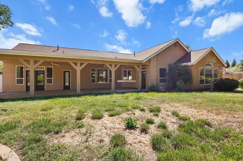 Exterior - 3052 Clear Water Ct, Redding, CA 96002 photo 8 of 13