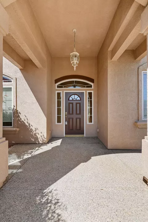 Entry Way - 3052 Clear Water Ct, Redding, CA 96002 photo 1 of 3