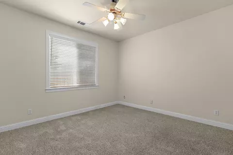 Bedroom - 3052 Clear Water Ct, Redding, CA 96002 photo 4 of 10