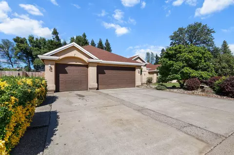 Exterior - 3052 Clear Water Ct, Redding, CA 96002 photo 13 of 13