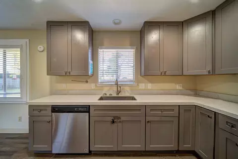 Kitchen - 920 Hallmark Dr, Redding, CA 96001 photo 3 of 4