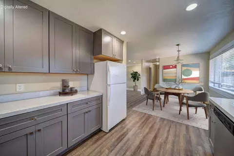 Dining - 920 Hallmark Dr, Redding, CA 96001 photo 2 of 2