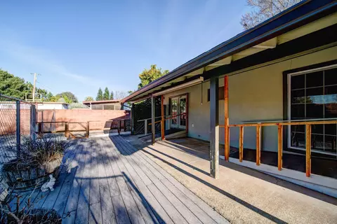 Exterior - 920 Hallmark Dr, Redding, CA 96001 photo 6 of 14