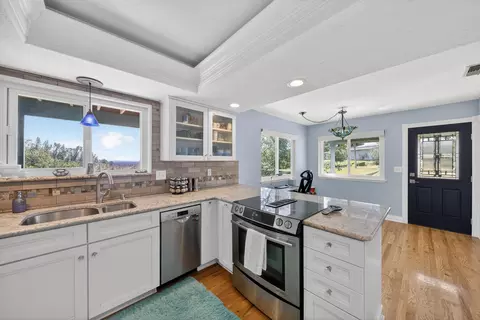 Kitchen - 14385 Sundown Dr, Redding, CA 96003 photo 1 of 4