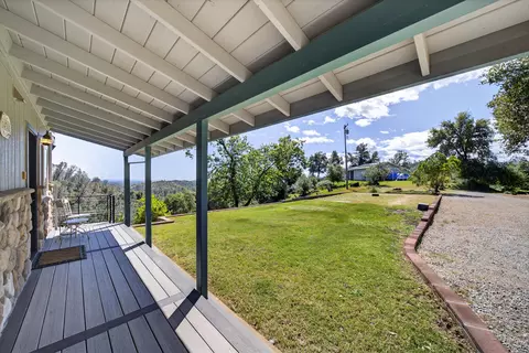Exterior - 14385 Sundown Dr, Redding, CA 96003 photo 13 of 21
