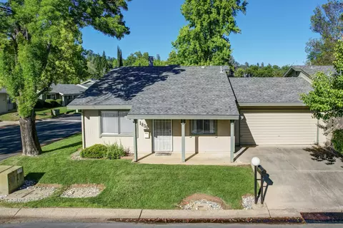 Exterior - 1830 Del Mar Ave, Redding, CA 96003 photo 2 of 17