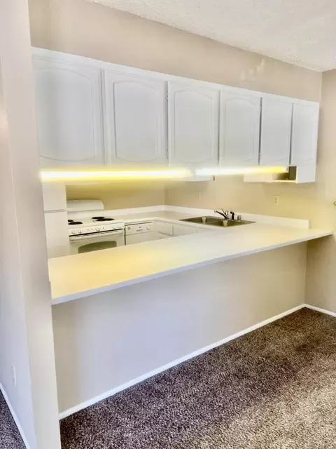 Kitchen - 1830 Del Mar Ave, Redding, CA 96003 photo 1 of 4